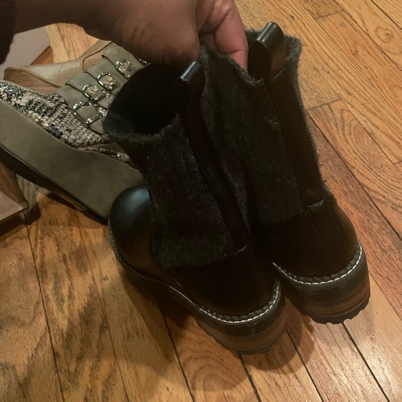 Brand new leather boots - Picture 2 of 3